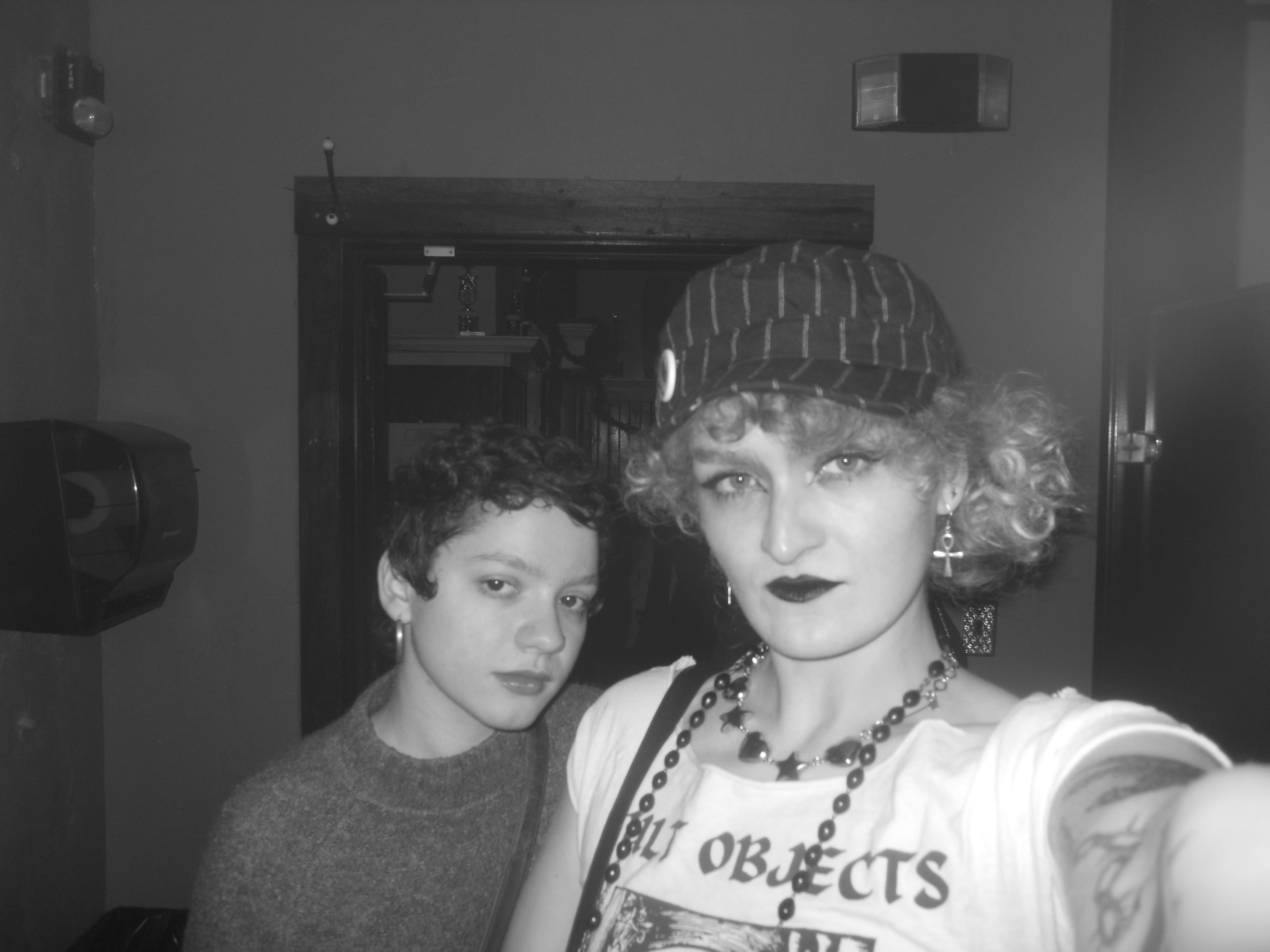 a picture of Estelle and Anna